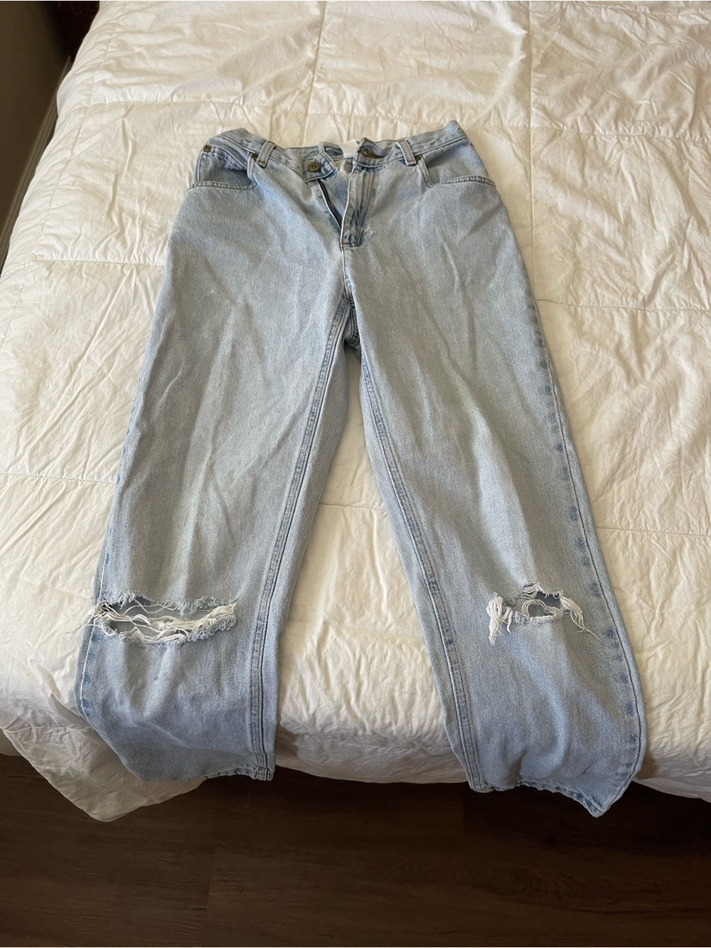 Liz Claiborne Light Blue Distressed Boyfriend Jeans